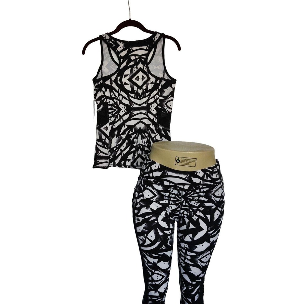 S-M Size Women Active Set of Leggings Tank Black White Top and Legging‎ Set